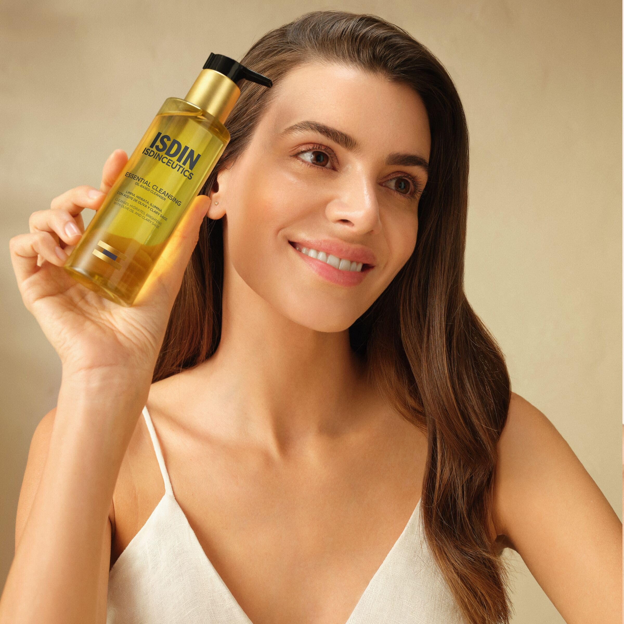 isdin-isdinceutics-essential-cleansing-aceite-limpiador-facial-oil-to-milk-200-m image 2