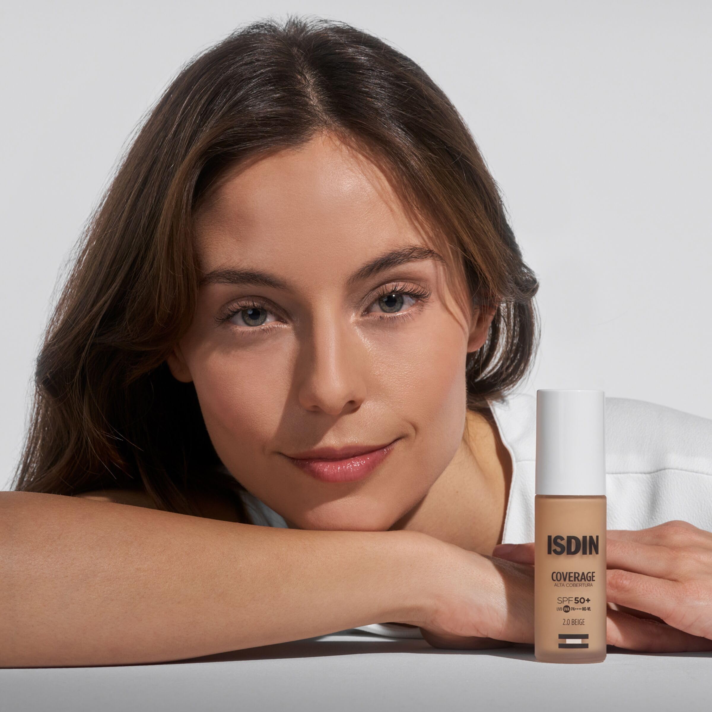 isdin-coverage-spf-50-base-de-maquillaje-alta-protecci-n-solar-30-ml image 2