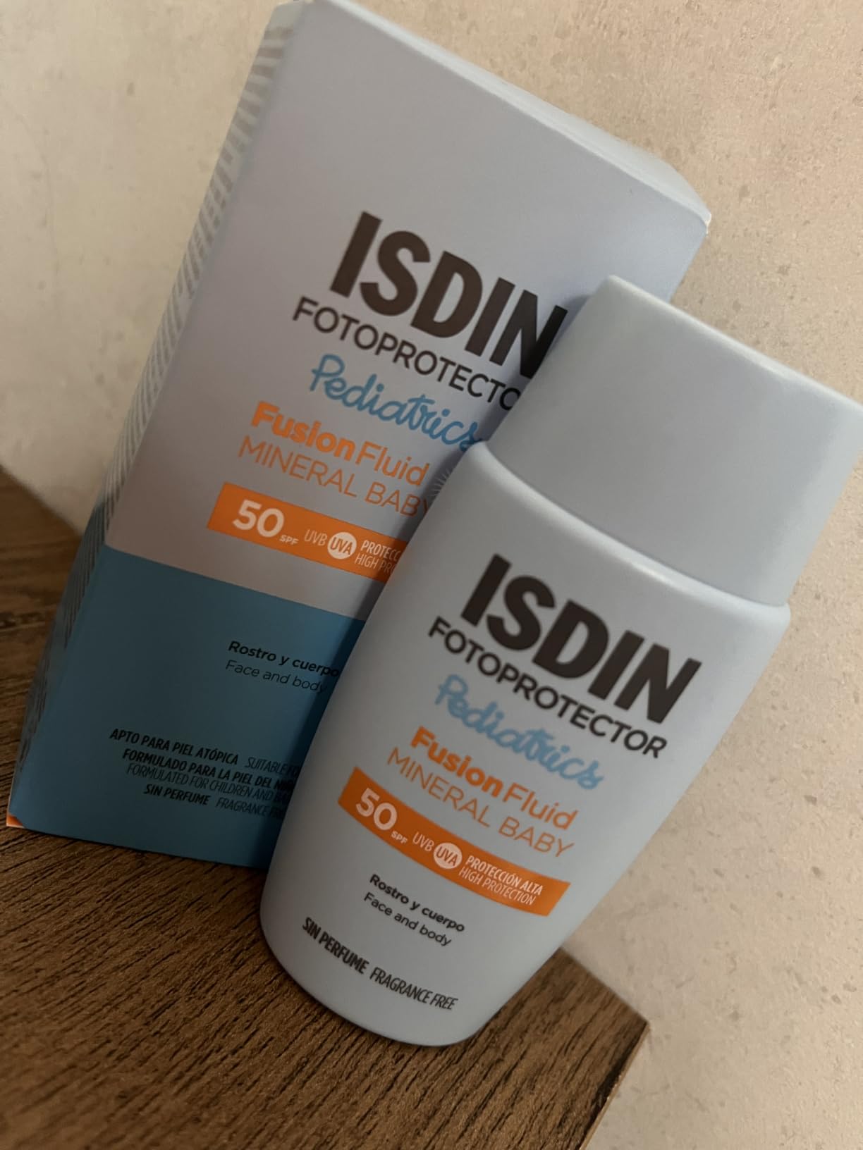 Bueno pero deja blanco