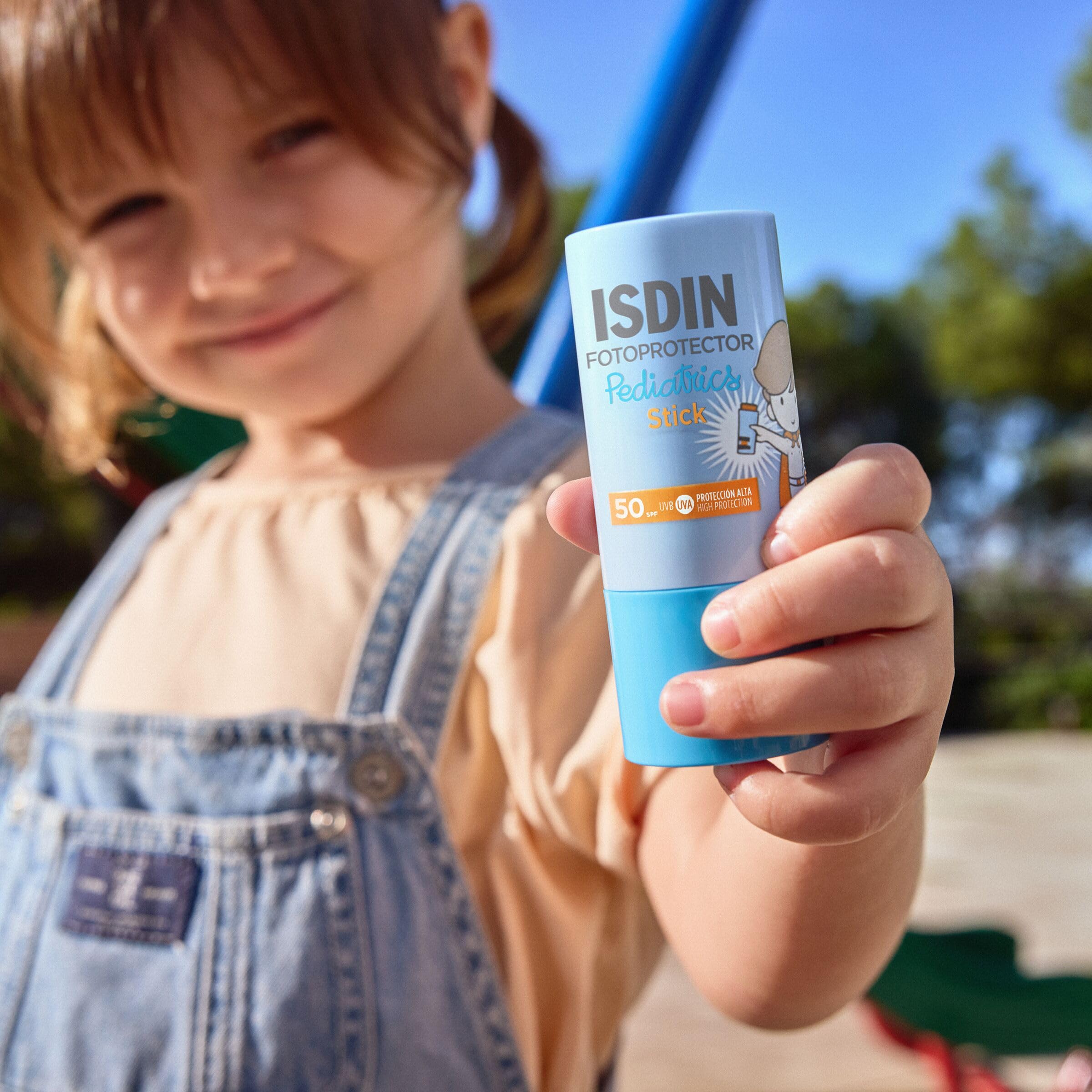 isdin-pediatrics-stick-spf50-protector-solar-infantil-20-g image 2