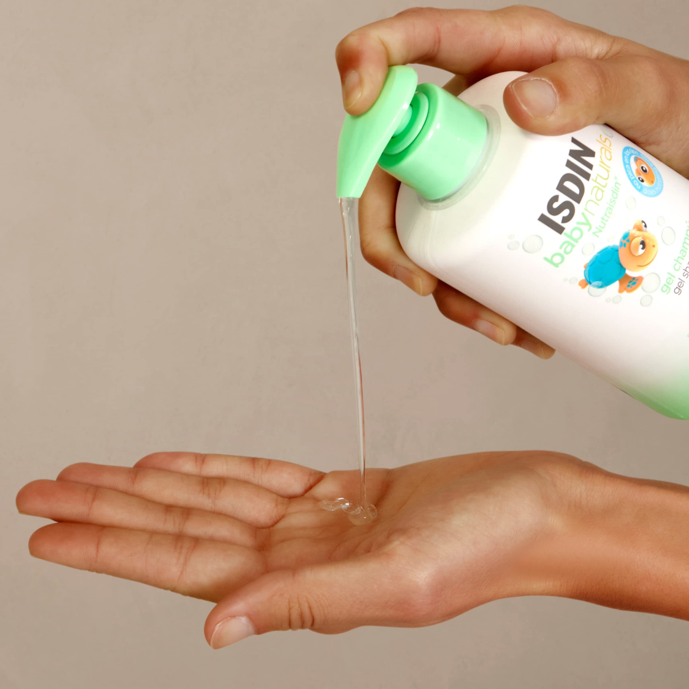 isdin-baby-naturals-gel-champ-beb-cuerpo-y-cabello image 2
